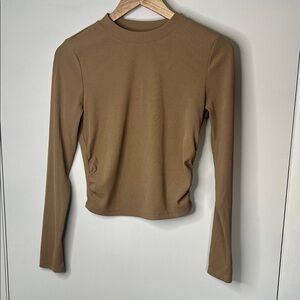 Everyday Long-Sleeve Crewneck Top - Tan